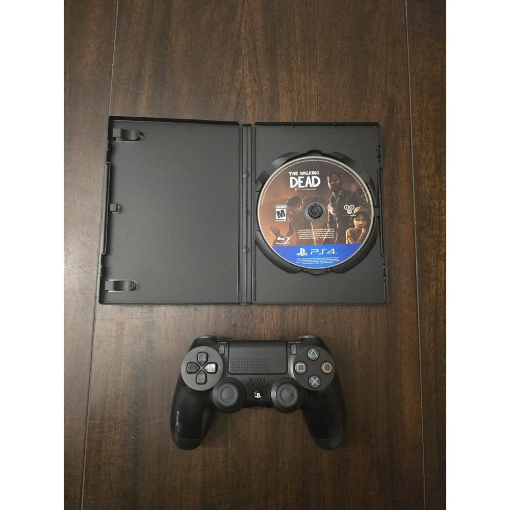 Sony PlayStation 4 PS4 - 500GB Jet Black Console & CONTROLLER - Bundle TESTED